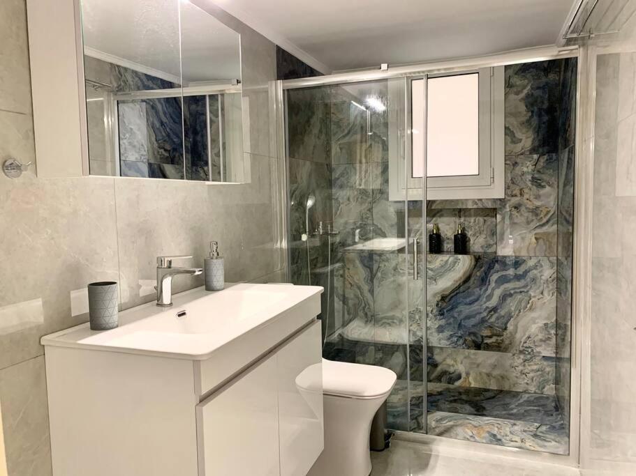 Alexa'S Downtown Apartment Athens Ngoại thất bức ảnh